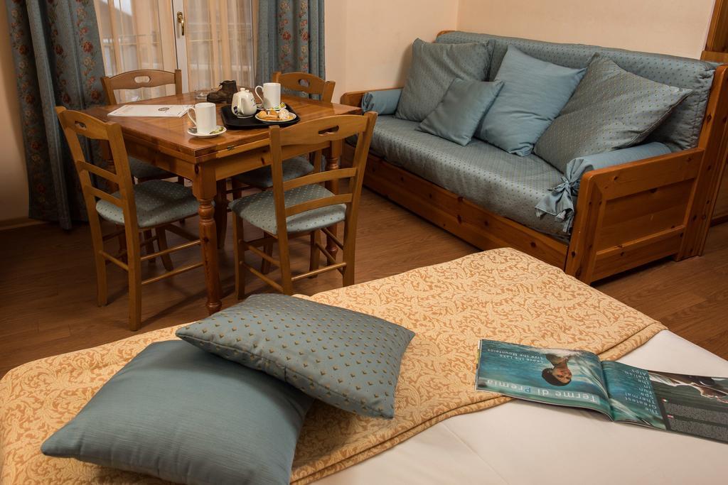 Albergo Meuble Vecchio Scarpone Baceno Exterior photo