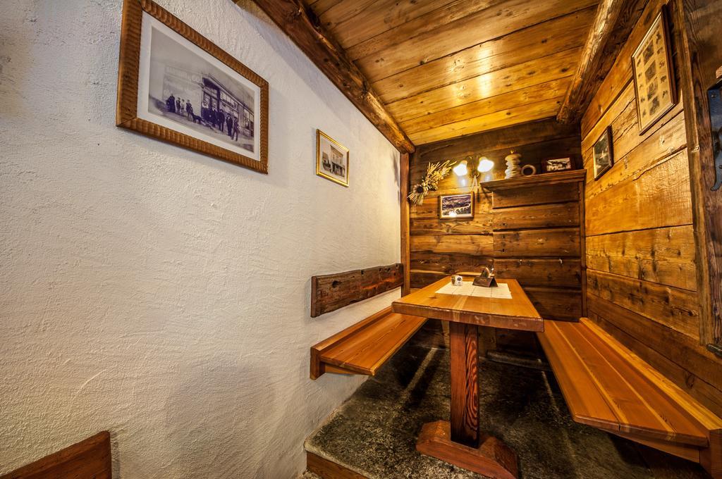 Albergo Meuble Vecchio Scarpone Baceno Exterior photo